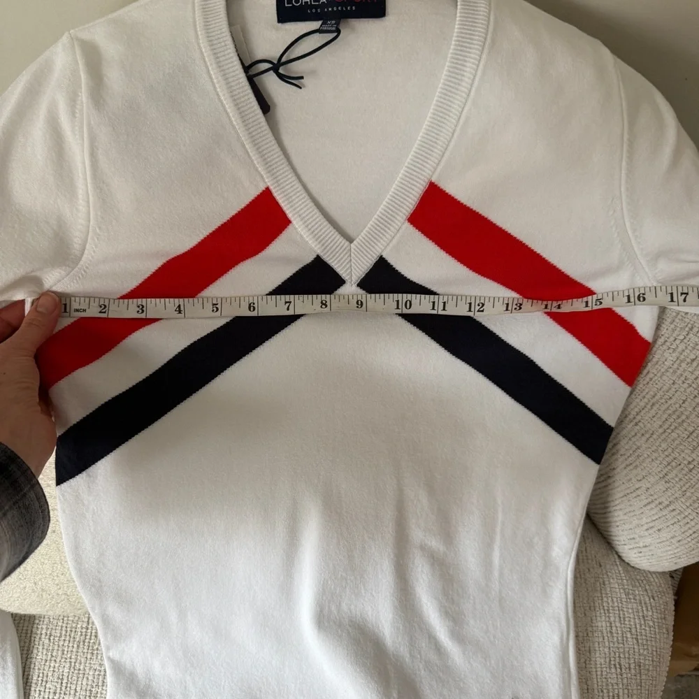 The Celine V-Neck Sweater Lohla Spoers NWT - Picture 7 of 10